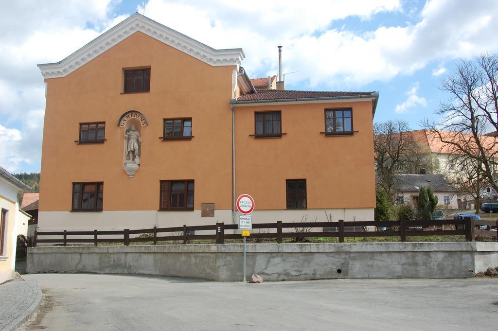 Apartma V Pivovaru Genius Noci Lomnice  Luaran gambar